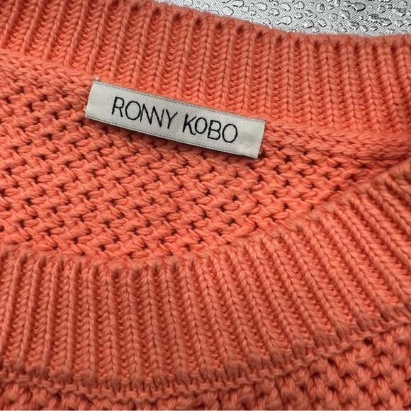 Ronny Kobo Knit Sweater Pullover Pastel Orange Long Sleeve Small - Picture 6 of 8